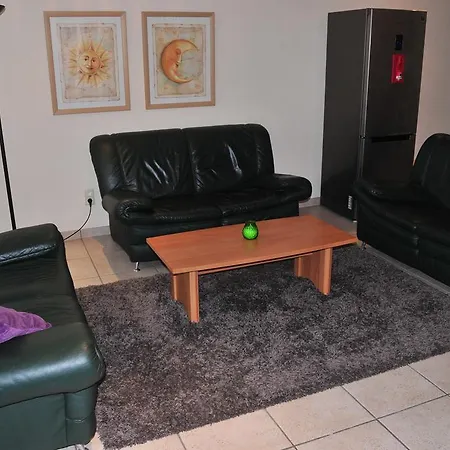 Esplanada Studios 3*