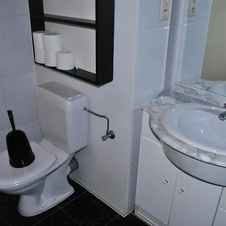 Aparthotel Esplanada Studios 3*