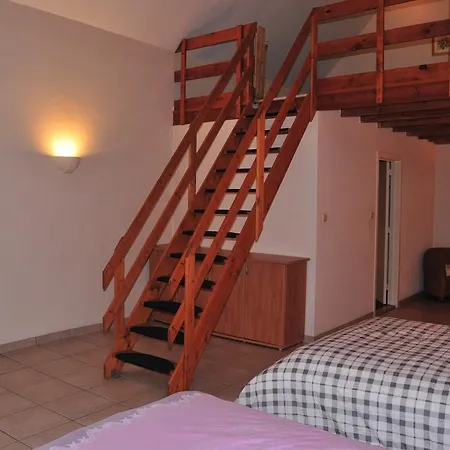 Esplanada Studios 3* Geel